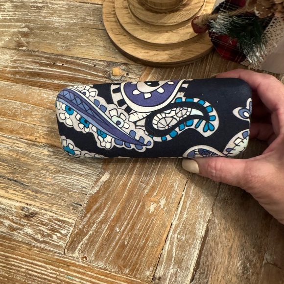 Vera Bradley Eyeglass Case - Picture 2 of 4